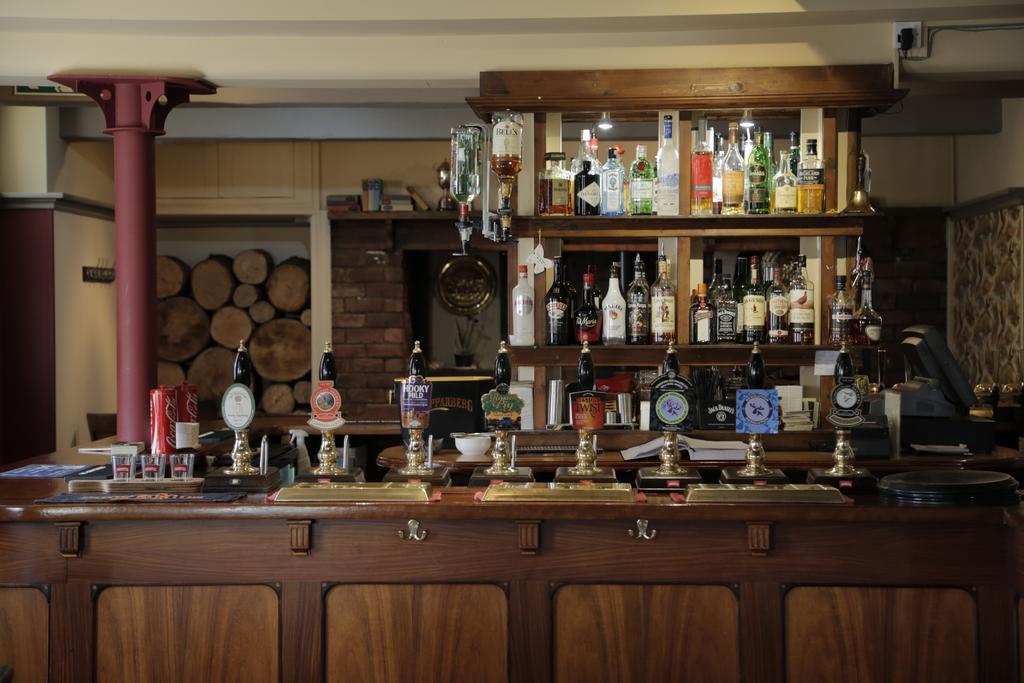 Hanmer Arms Esterno foto