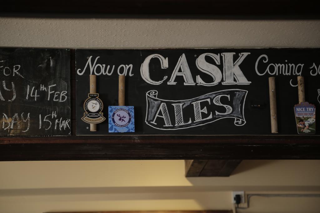 Hanmer Arms Esterno foto