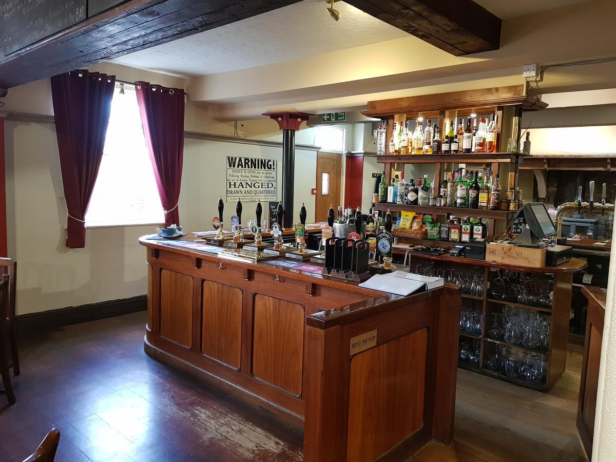 Hanmer Arms Esterno foto